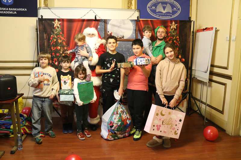 Novogodišnji paketići za najmlađe