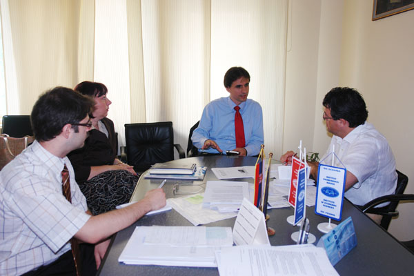 Bankárképző representative visit to IES and BBA