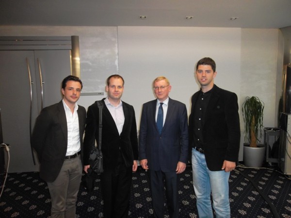 IES researchers at the research seminar in NBS